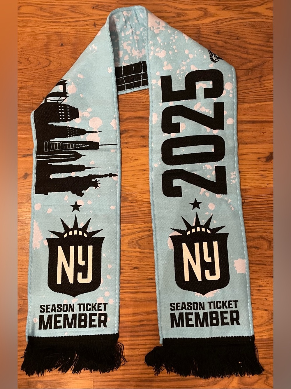 NY Season Ticket Member Scarf - Light Blue 2025